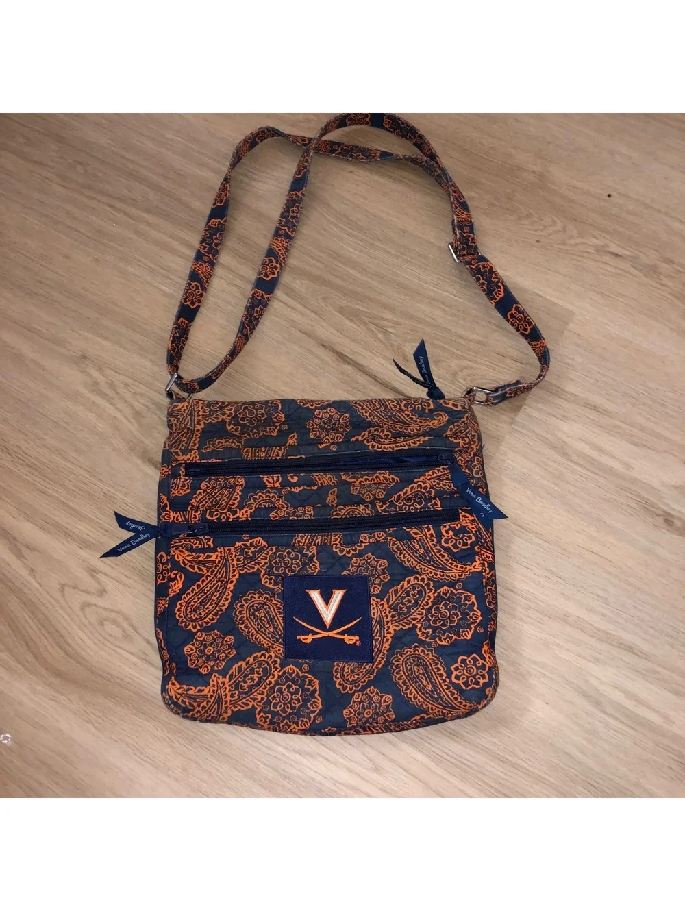 VERA BRADLEY UNIVERSITY OF VIRGINIA UVA CAVALIERS CROSSBODY BAG PURSE TRIPLE ZIP